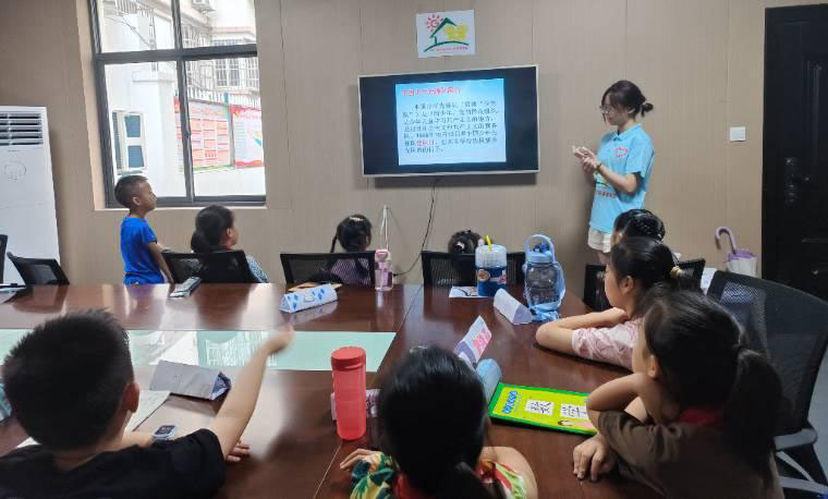 我与红领巾有个约会